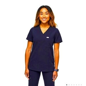 COPY - Figs Catarina One Pocket Scrub Top Charcoal Gray Sz XXS